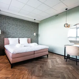 https://onderwijshotel-de-rooi-pannen-eindhoven.eindhoven-hotels.net